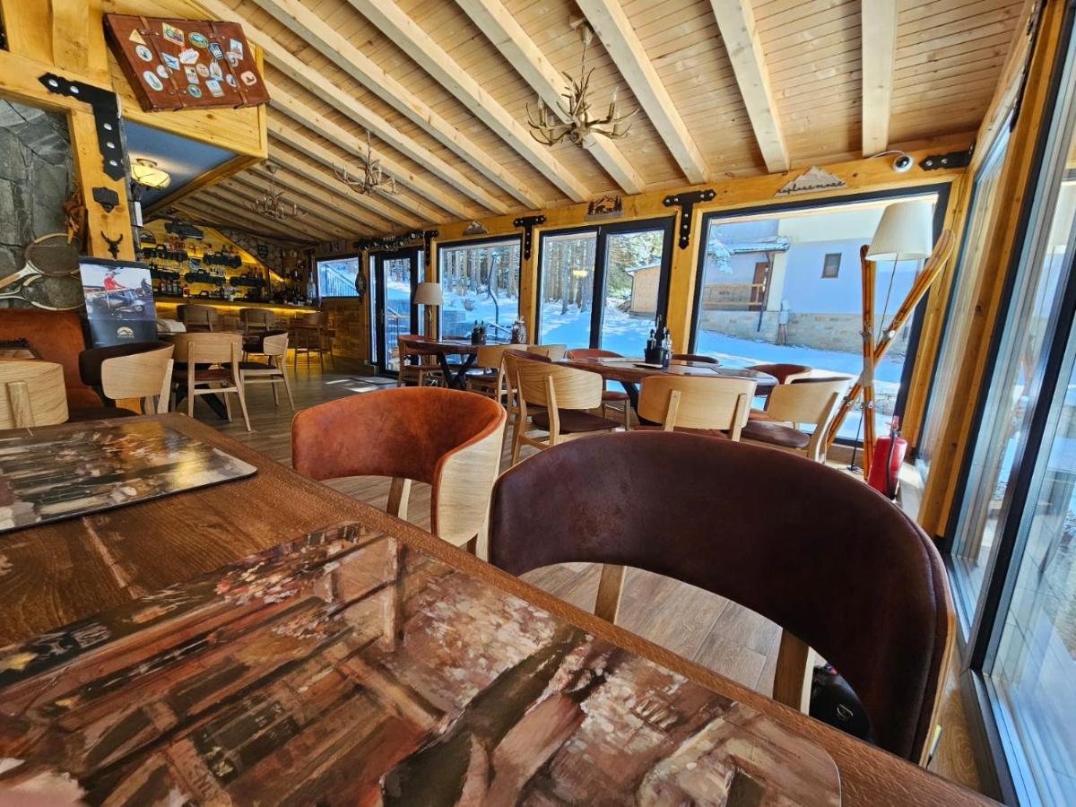 Algara Hut Hotell Panitsjisjte Eksteriør bilde